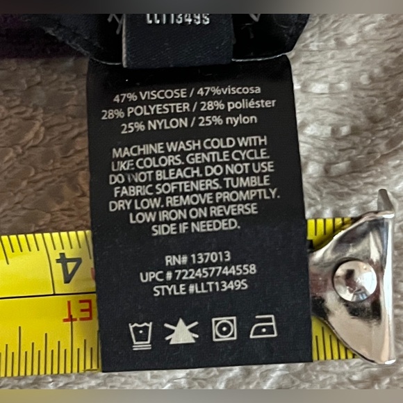 🆕 Limited Burgundy Fringe Drape Sweater size XXL - Picture 9 of 10